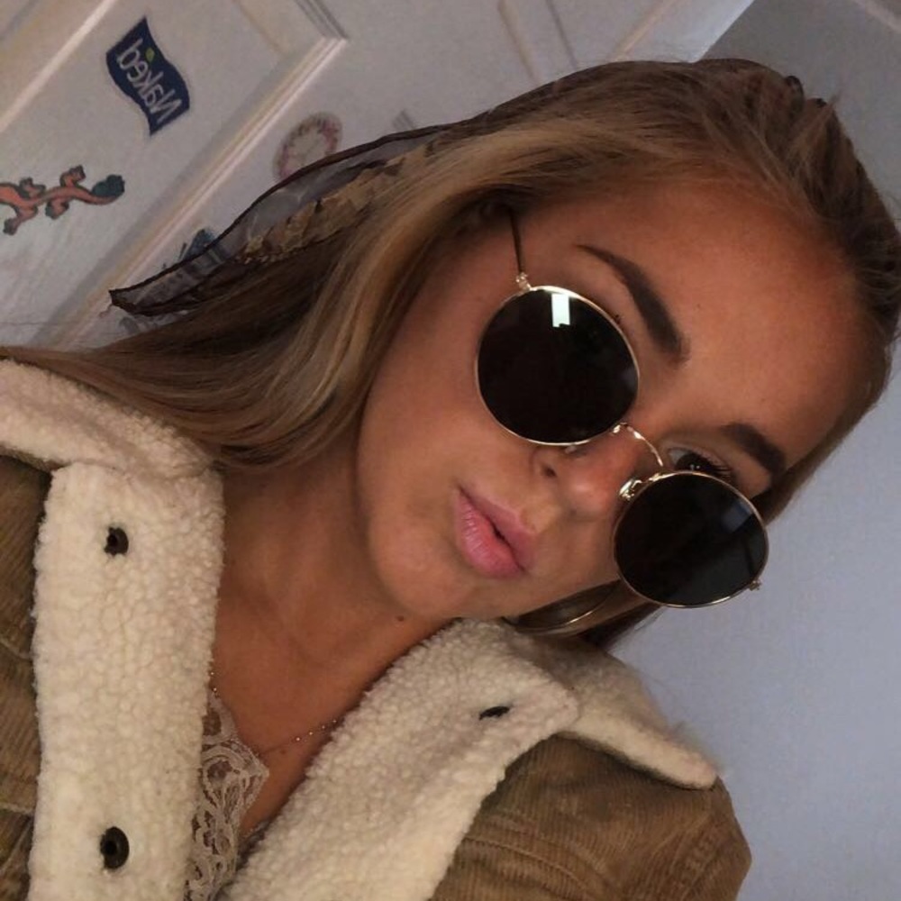 Meet your Posher, Grace